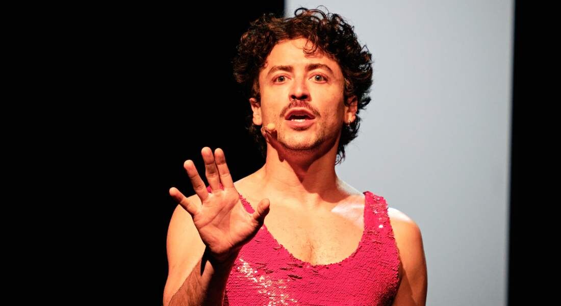 Jesuíta Barbosa vive o protagonista de "Sonho Elétrico"