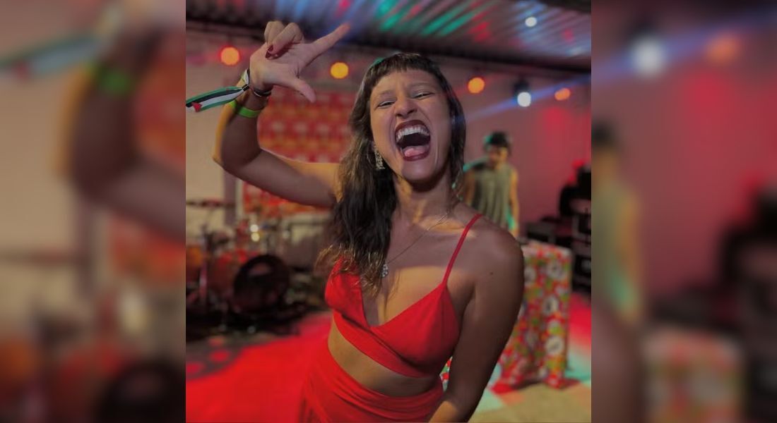 Brisa Bracchi em festa alvo de denúncia por financiamento por emenda no valor de R$ 18 mil