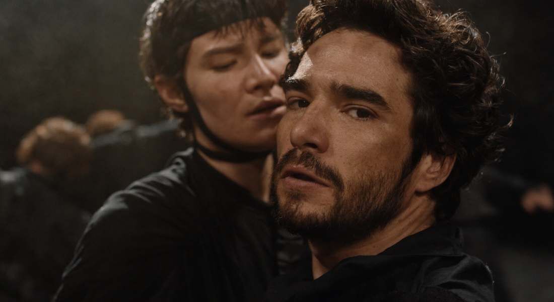 Caio Blat está no elenco de "O Diabo na Rua no Meio do Redemunho"