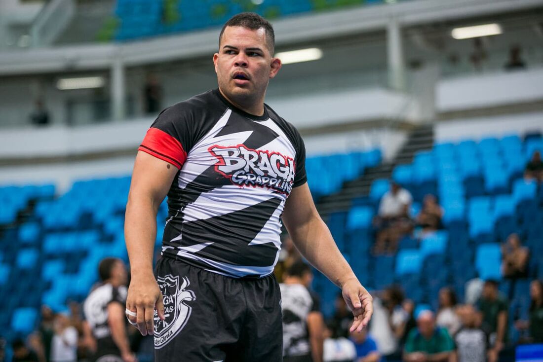 Kelvin Souza, lutador de jiu-jitsu