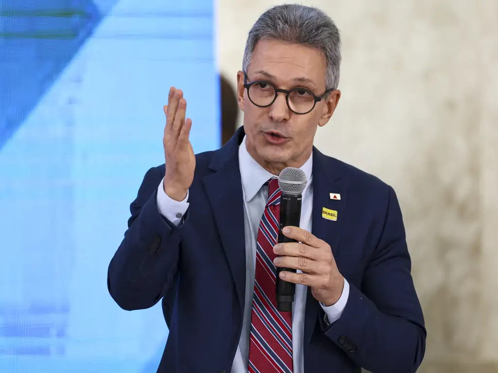 Romeu Zema, governador de Minas Gerais, sai em defesa de Jair Bolsonaro