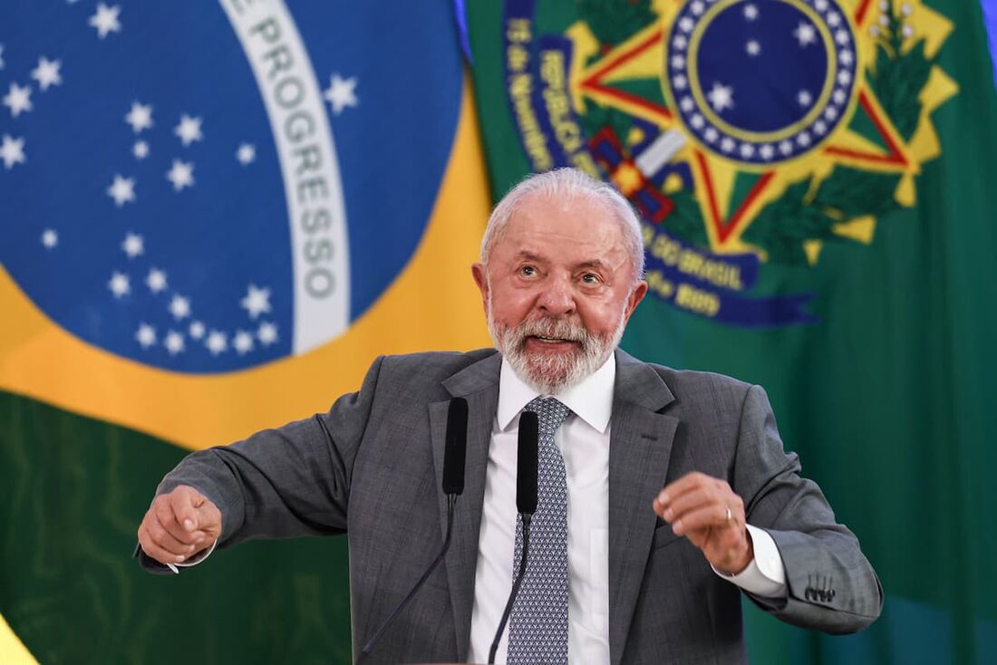 Presidente Lula também reiterou que políticas públicas essenciais, como educação, ciência e tecnologia, não devem ser tratadas como despesas a serem comprimidas