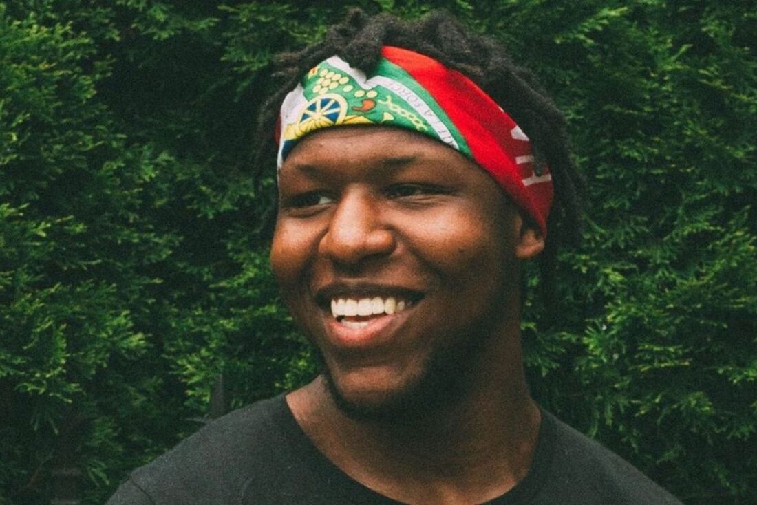 Isaac Johnson morreu após desmaiar durante uma luta