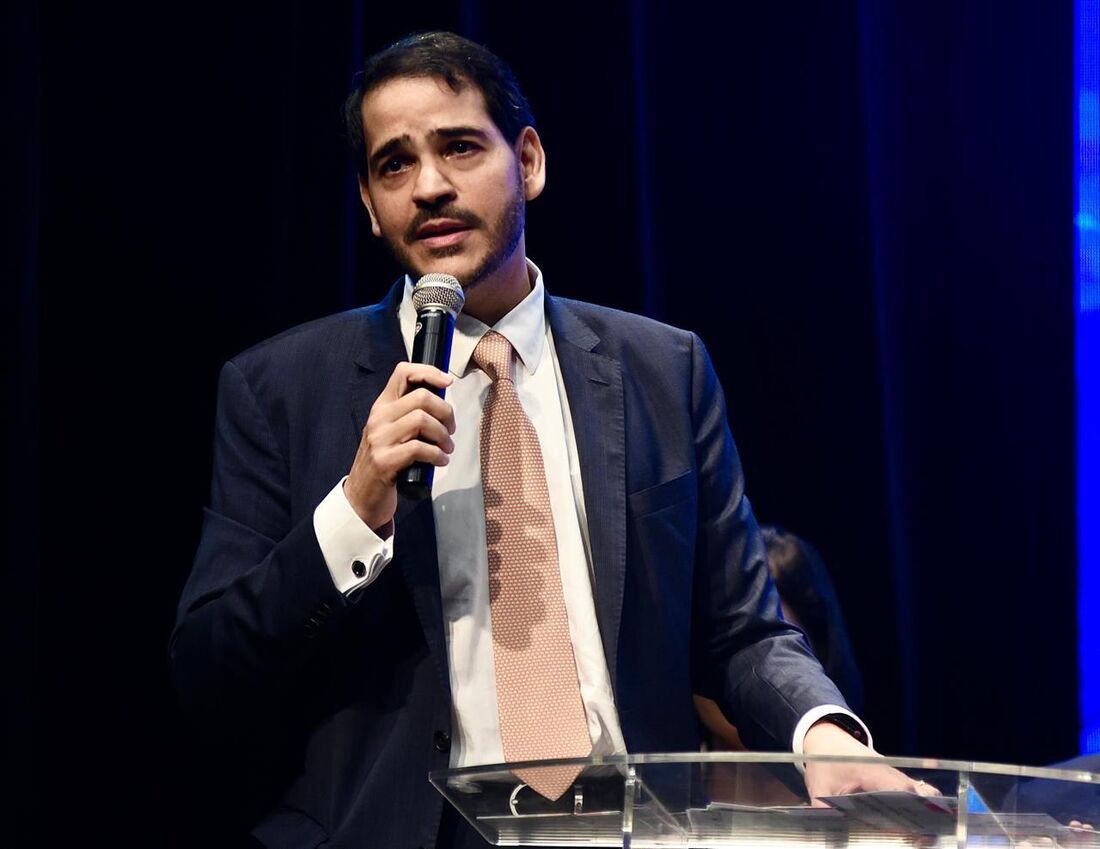 Advogado-geral da União, Jorge Messias foi indicado pelo presidente Lula para substituir Luís Roberto Barroso no STF