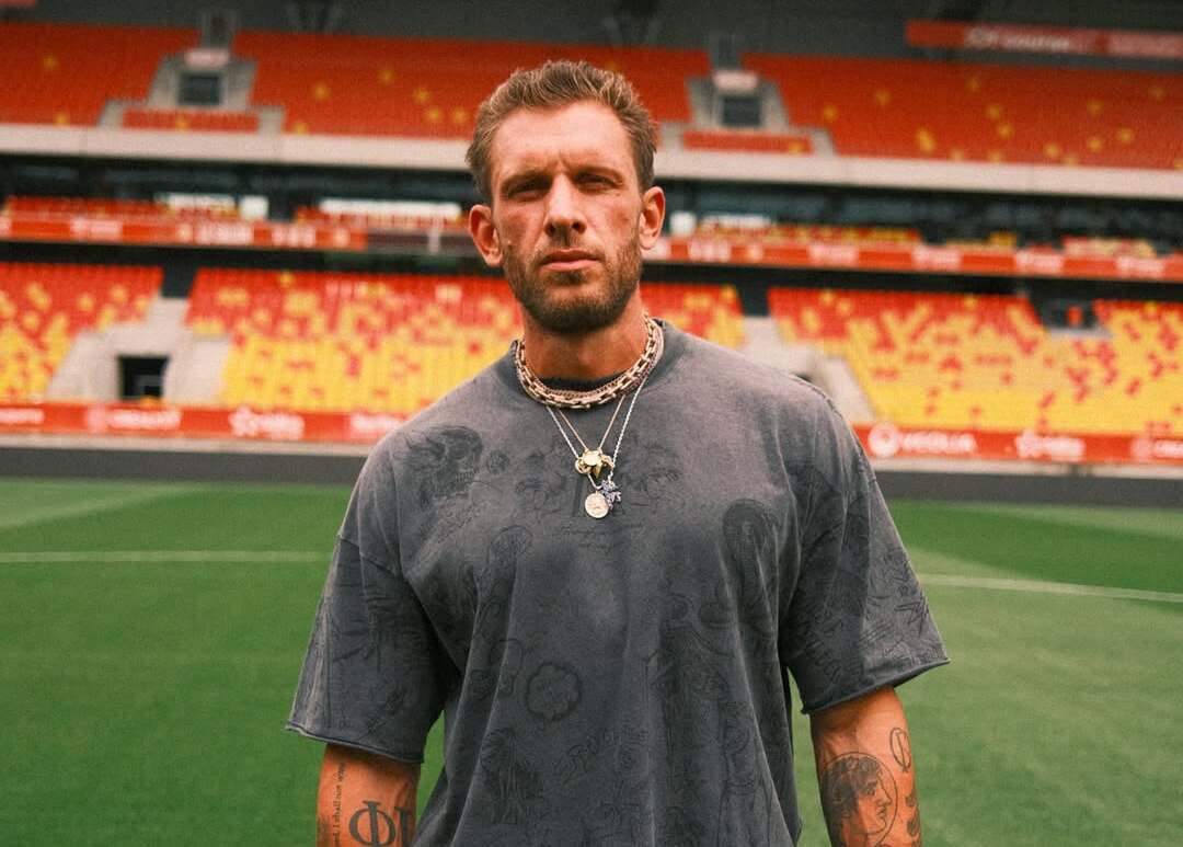 Acho que o Corinthians precisa de um investidor que não seja brasileiro para eliminar a parte passional