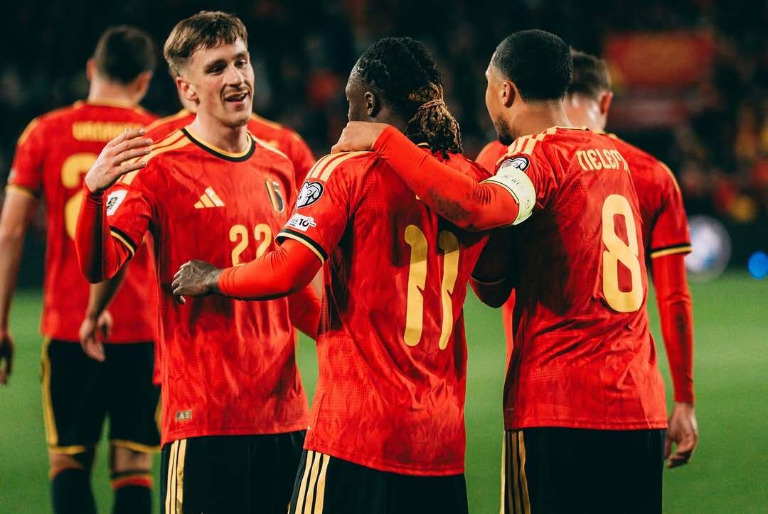 A Bélgica goleou Liechtenstein e se garantiu na Copa de 2026