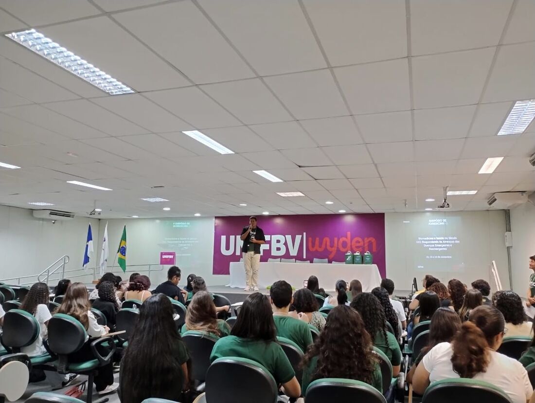 Congresso de Biomedicina realiza primeira edição no Centro Universitário UniFBV, na Imbiribeira