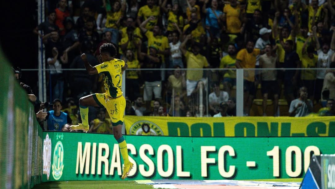 Mirassol venceu o Palmeiras na briga do topo do Brasileirão