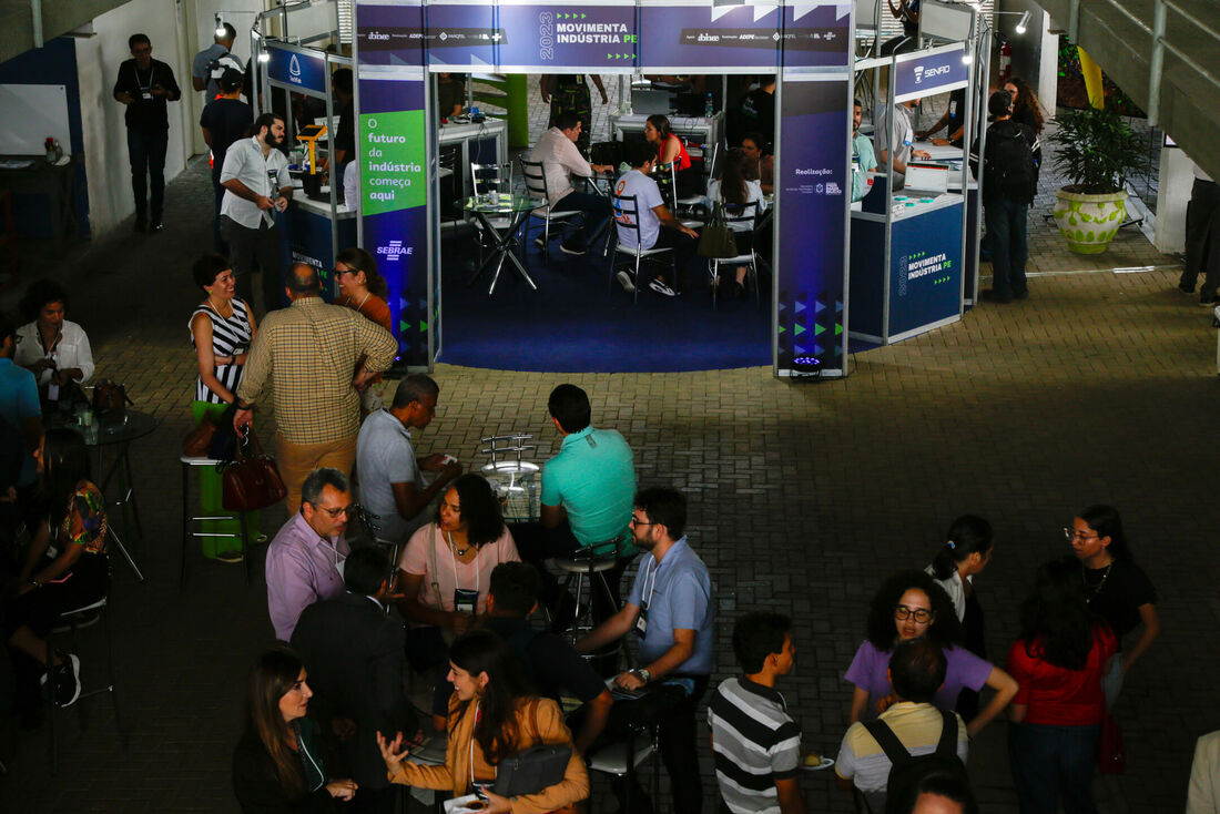 Movimenta Indústria PE 2025 anuncia programação dedicada à IA, Robótica e inovação no setor industrial