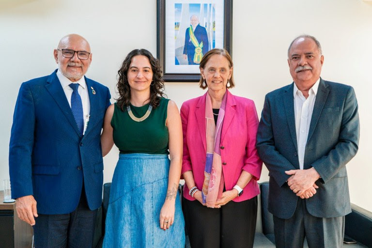 Cuidoteca oferece atividades lúdicas e recreativas, como leitura, jogos, histórias e artes