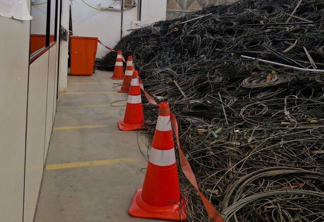 De acordo com a distribuidora, atualmente 695 empresas operam sem contrato com a Neoenergia