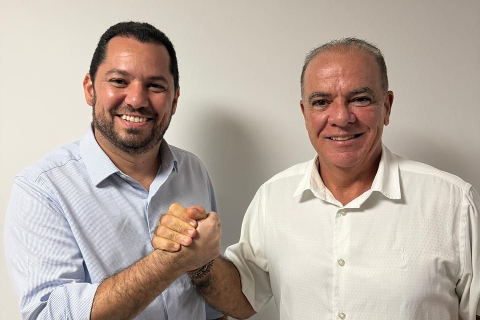 Romerinho Jatobá expande alianças em Pernambuco