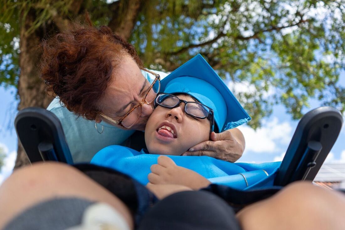 Crianças com síndrome congênita do Zika Virus comemoraram aniversário dez anos em evento nesta quarta-feira (13)