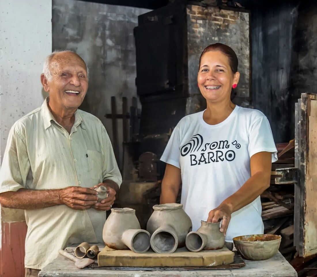 O artista Mestre Nado e a presidente do Instituto Mestre Nado, Sara Cordeiro
