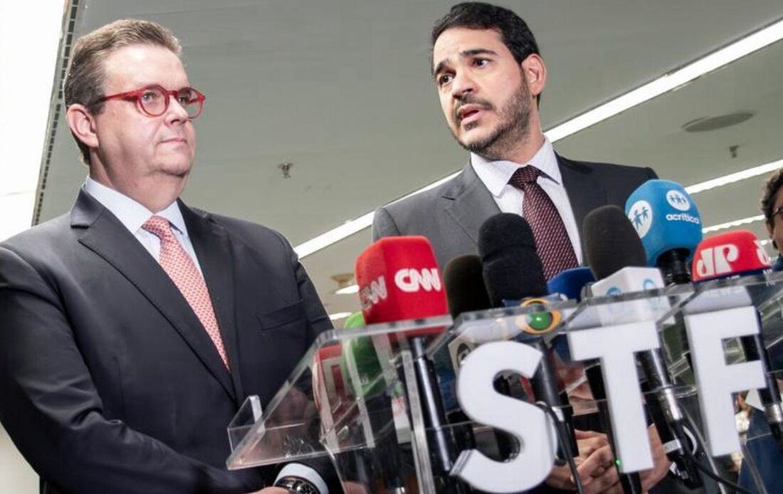 Ministro Wolney Queiroz comemora indicação de Jorge Messias para o STF