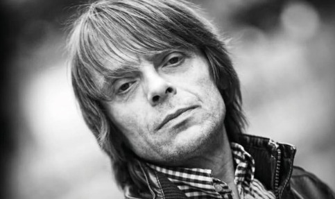 Gary "Mani" Mounfield, ex-baixista do The Stone Roses, morre aos 63 anos