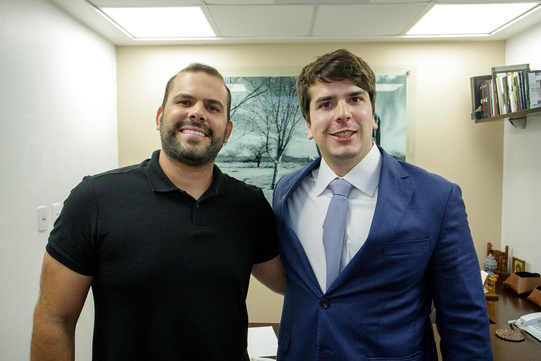 Antonio Coelho e vereador Niltinho Sousa firmam parceria política em Sertânia