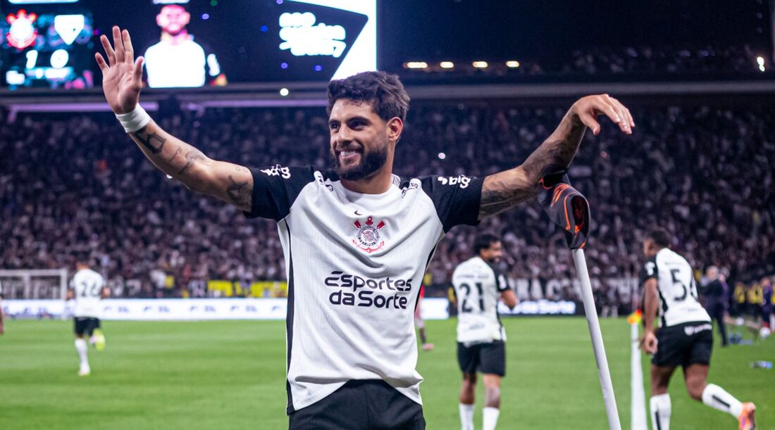 Yuri Alberto marcou dois gols contra o São Paulo