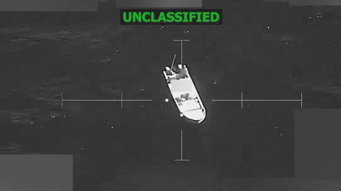 Ataque contra o que os militares dos EUA afirmam serem embarcações de narcotráfico no Oceano Pacífico Oriental, também em 15 de dezembro de 2025.