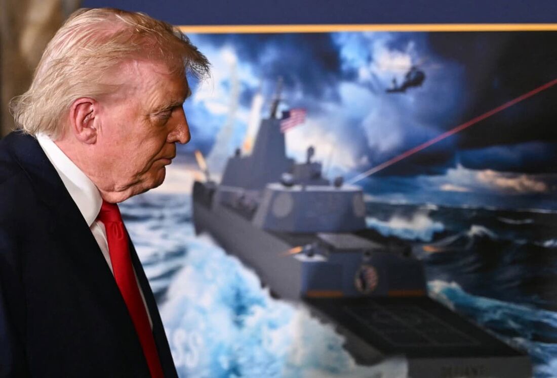 Presidente Donald Trump anuncia uma nova classe de navios de guerra fortemente armados