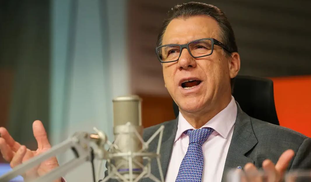 Segundo Marinho, essa é uma questão importante, porque é difícil que os sindicatos consigam representar bem as categorias de trabalhadores se não tiverem condições.