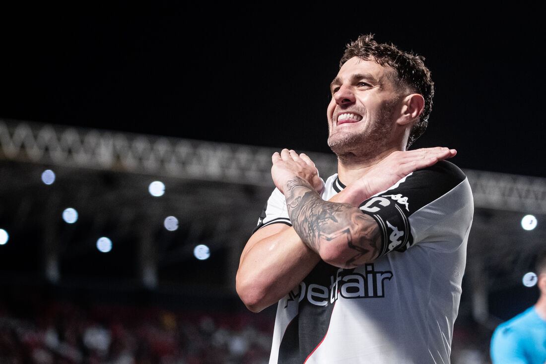O atacante, de 37 anos, marcou o gol decisivo para a vitória do Vasco sobre o Fluminense