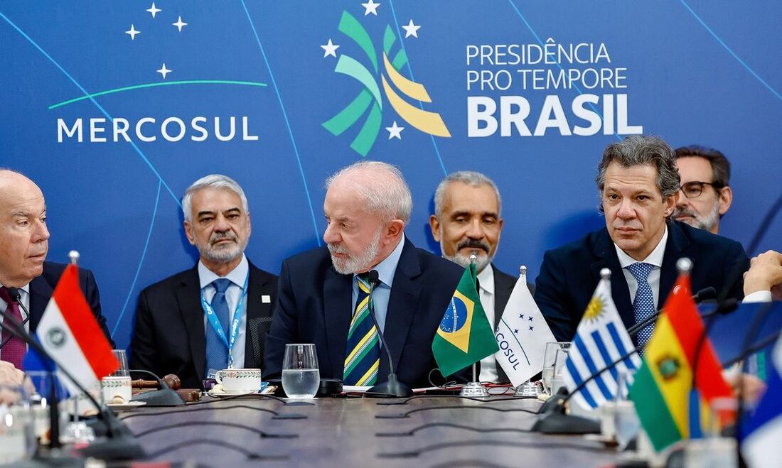 Intervenção na Venezuela seria catástrofe humanitária, diz Lula