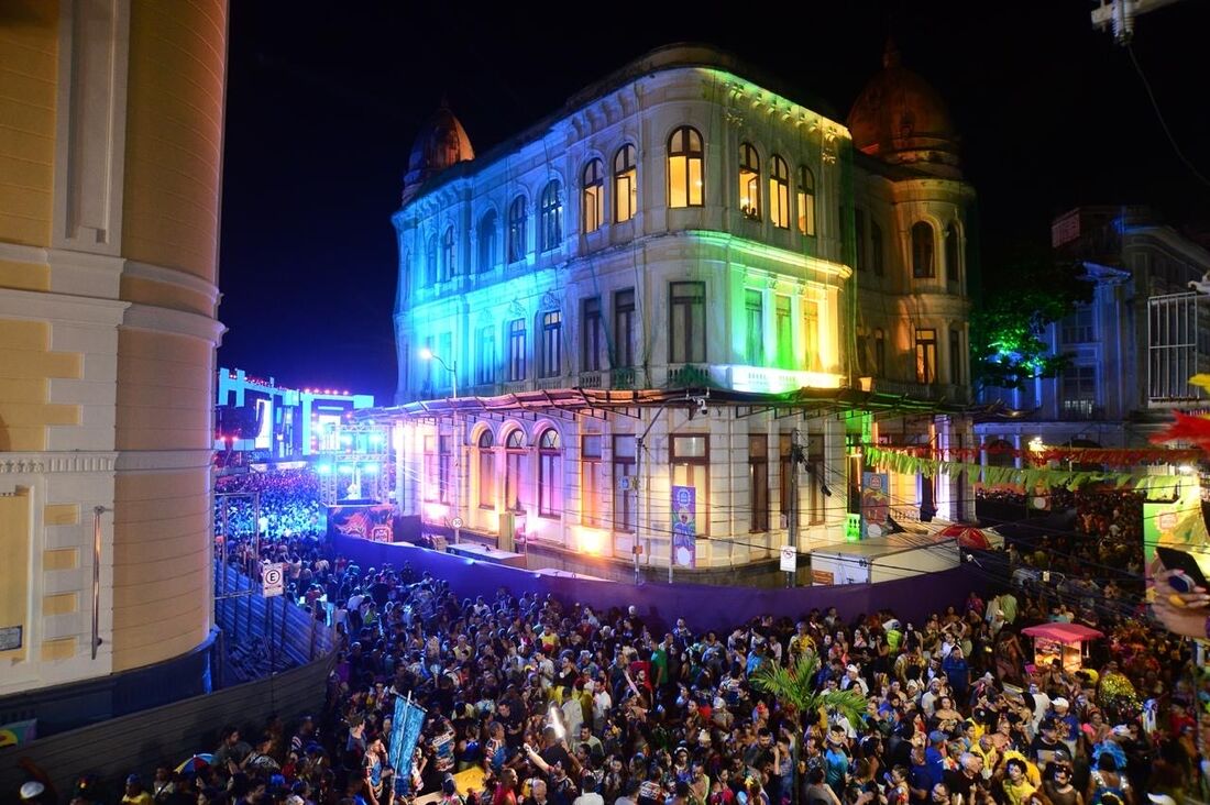 Camarote Marco Zero terá varanda ampliada e gastronomia assinada pelo chef Rapha Vasconcellos