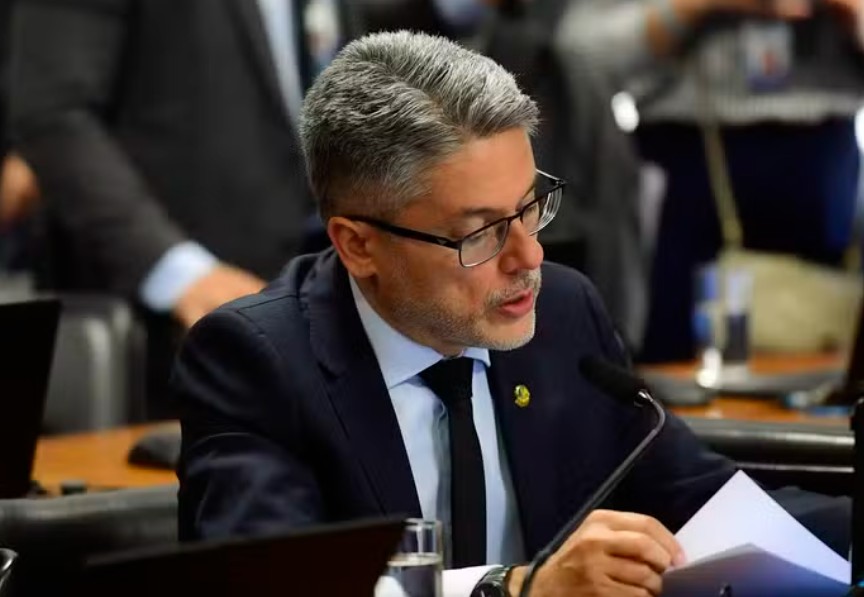 Senador Alessandro Vieira, relator do Projeto Antifacção, a ainda está recebendo sugestões para o relatório, parte delas apresentadas em audiência pública na manhã desta terça 