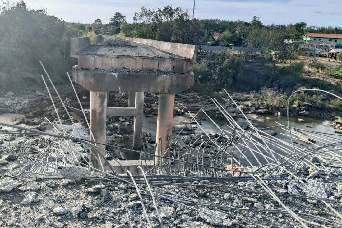 Camboja acusa Tailândia de bombardear província que abriga templos históricos