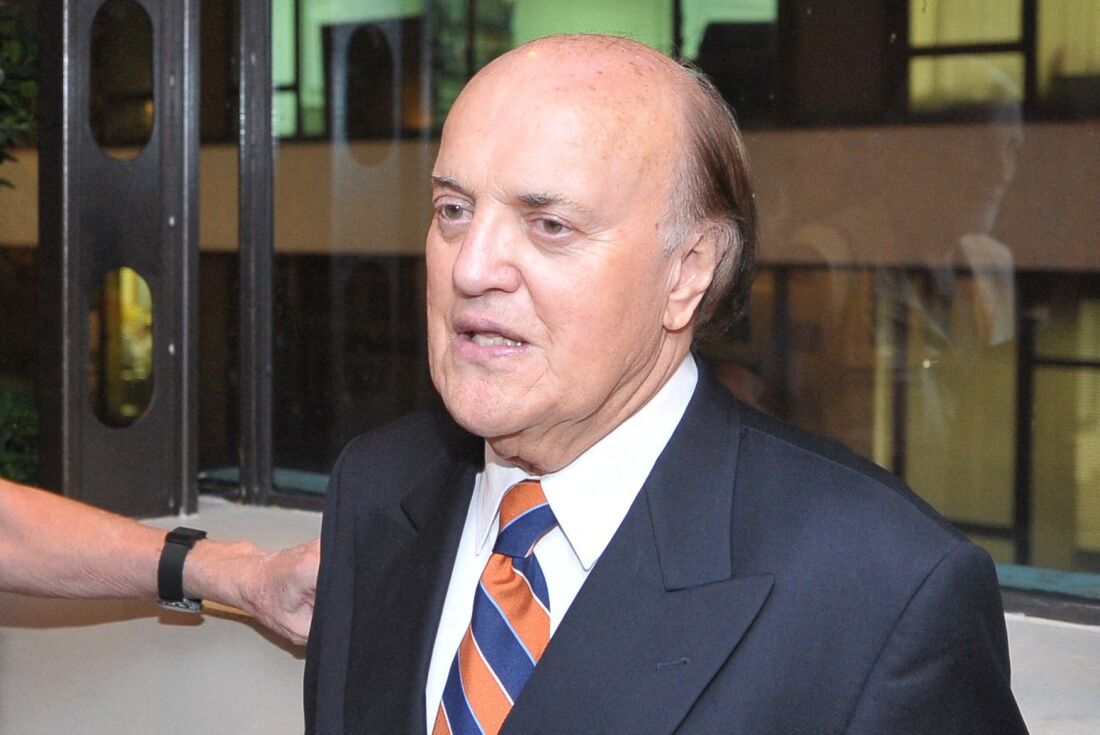 Peter Arnett, repórter vencedor do Pulitzer, morre aos 91 anos