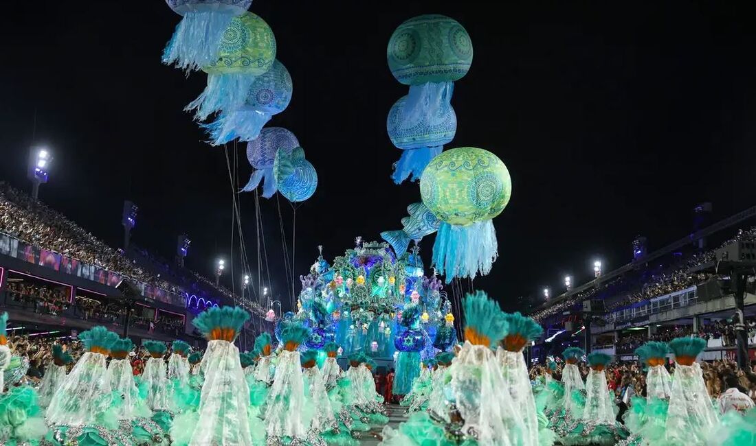 Medida reconhece o desfile das escolas de samba do Rio de Janeiro como símbolo da identidade cultural fluminense e reforça o Carnaval como política de valorização cultural e desenvolvimento econômico