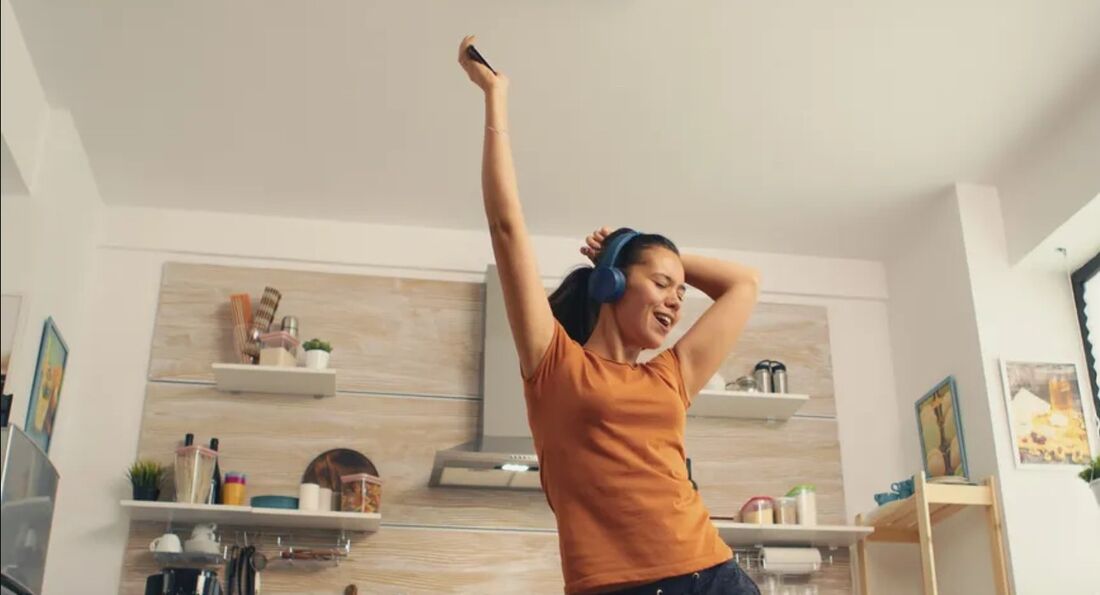Dançar e cantar faz bem para a saúde do corpo e da mente