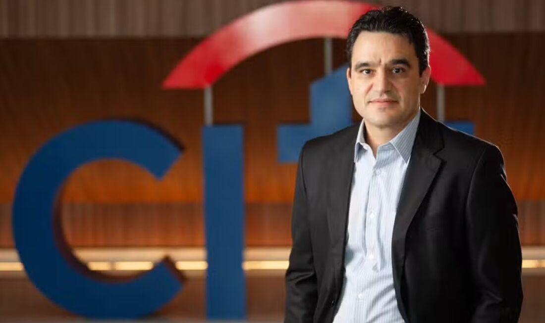 O economista Leonardo Porto disse ainda que 2025 surpreendeu pela resiliência da economia global