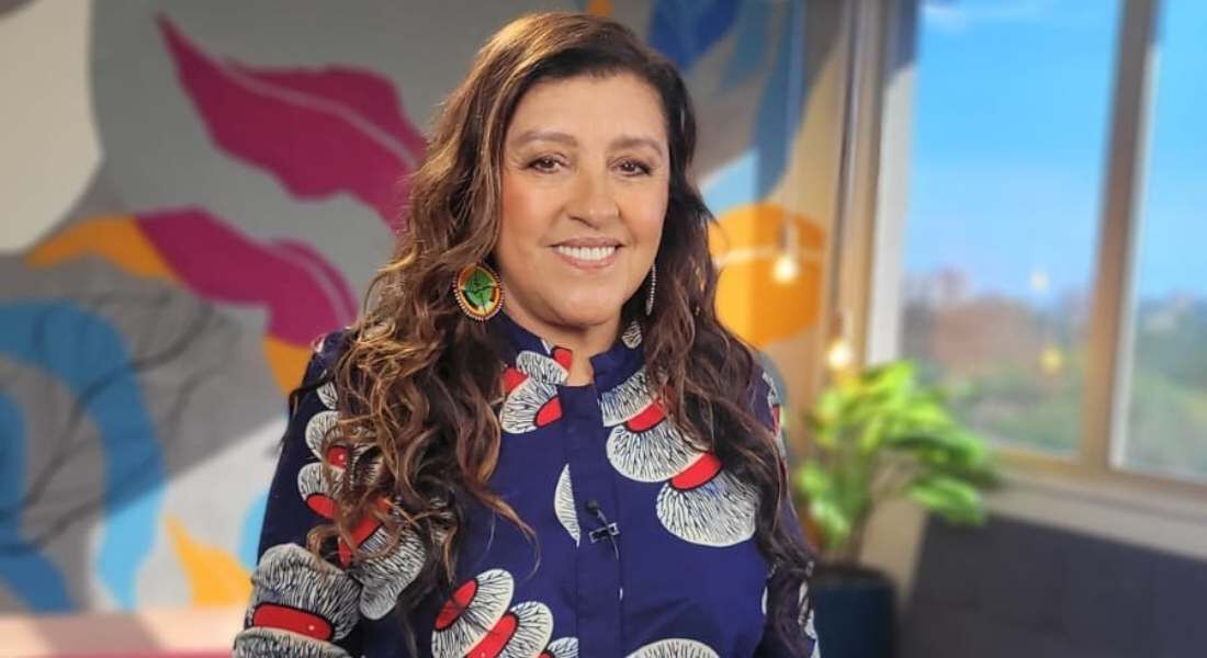 Regina Casé recebe títulos de Cidadã Pernambucana e Cidadã Recifense