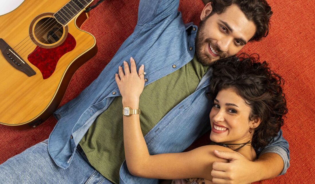 Estreia de "Cinderela e o Segredo do Pobre Milionário", do Globoplay