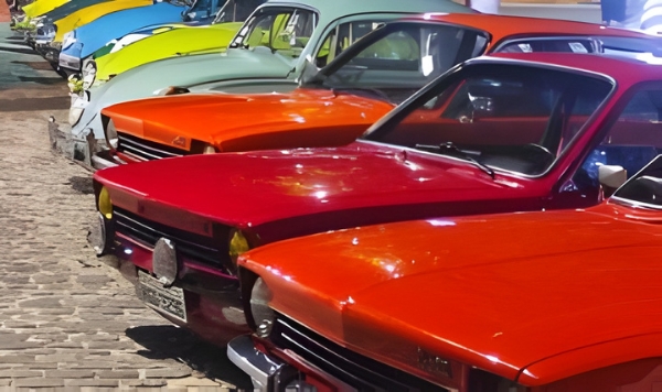 Modelos de carros lançados entre as décadas de 1960 e 1990 que estarão presentes na exposição