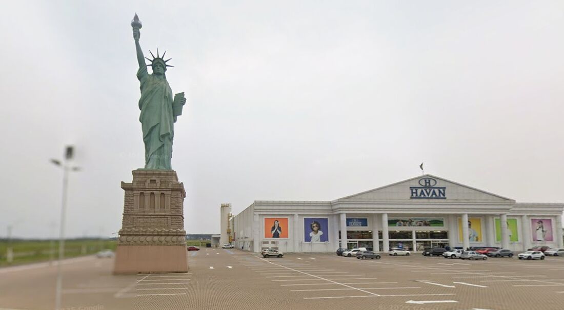 Estátua réplica da representação estadunidense da Liberdade ficava em Guaíba, na Região metropolitana da capital do Rio Grande do Sul