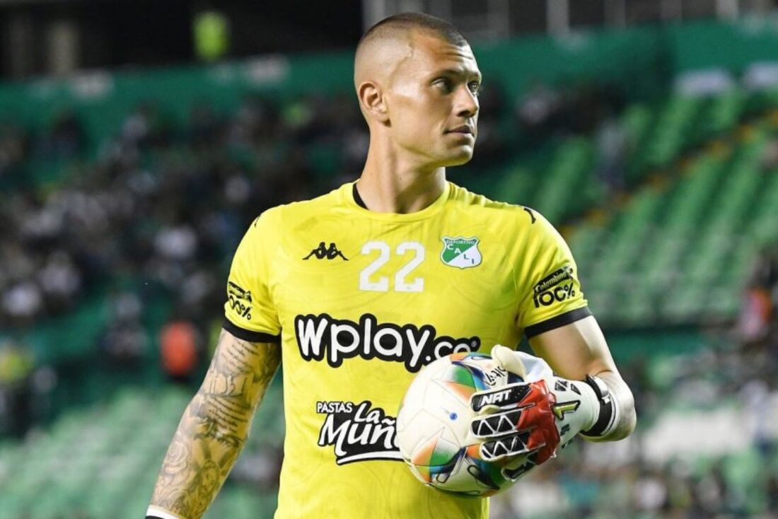 Guruceaga em sua passagem pelo Deportivo Cali