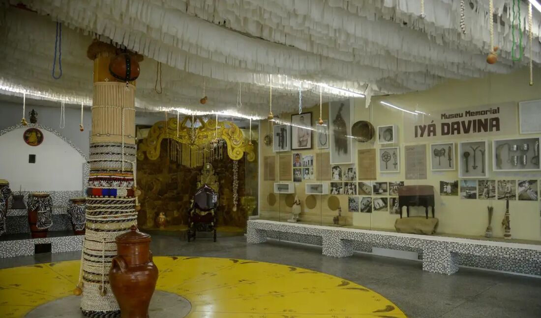 Pesquisa "Respeite o meu terreiro" foi realizada no Brasil em 2025.