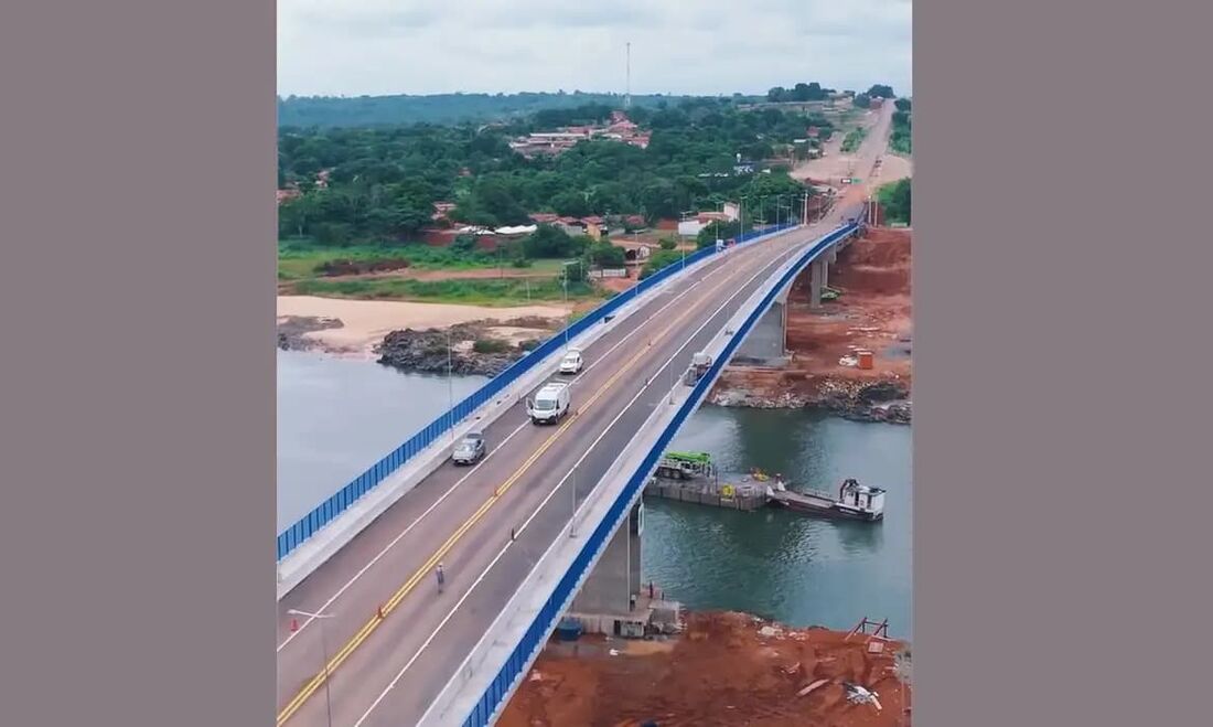 A nova ponte Juscelino Kubitschek de Oliveira, que liga os municípios de Aguiarnópolis, no Tocantins, e Estreito, no Maranhão