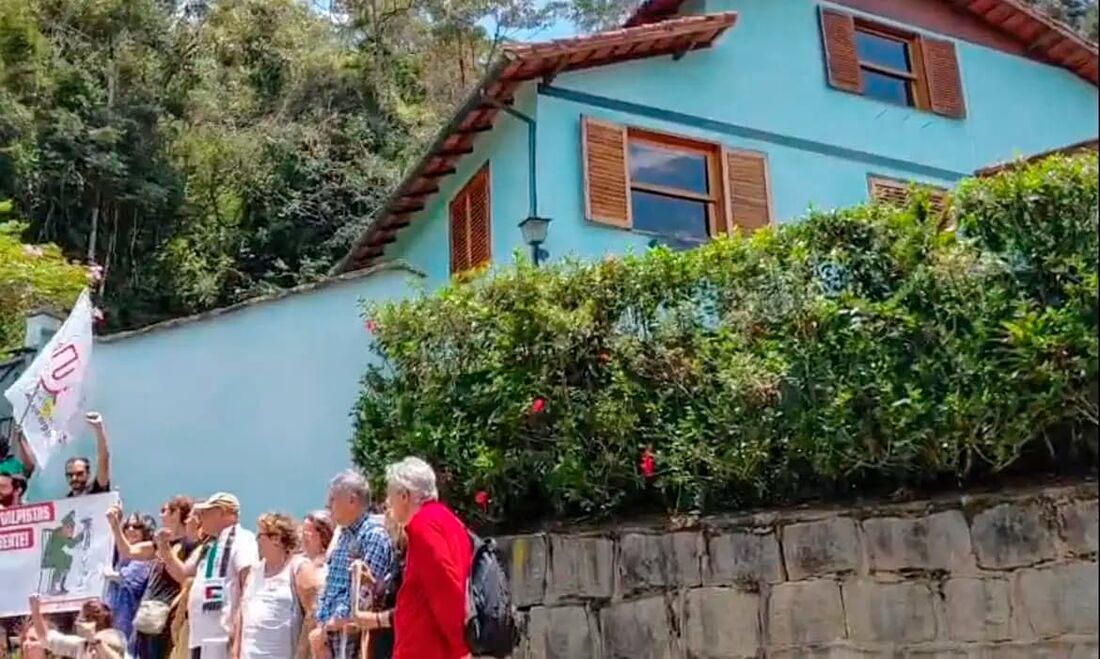 Ponto de Cultura Inês Ettiene resgata história de luta contra ditadura