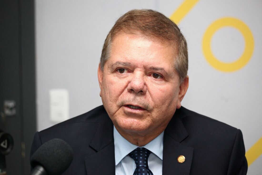Rádio Folha com Ricardo Paes Barreto, presidente do TJPE.