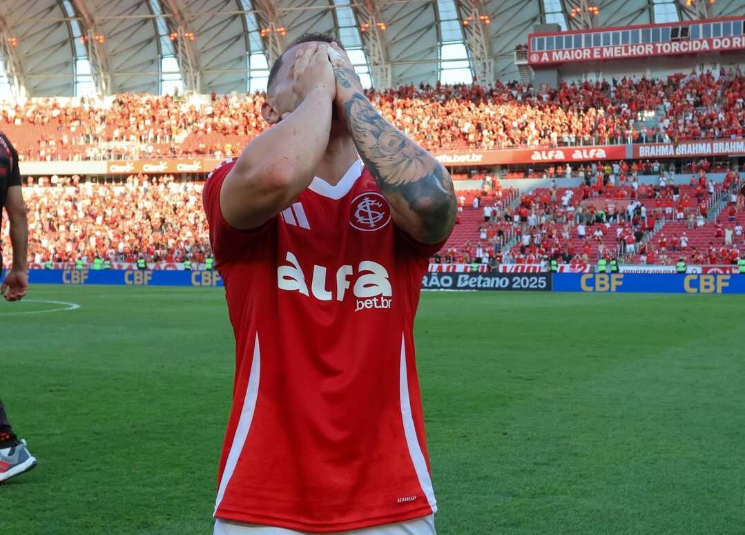 A prioridade agora, diante desse cenário conturbado, passa a ser a definição de um novo técnico