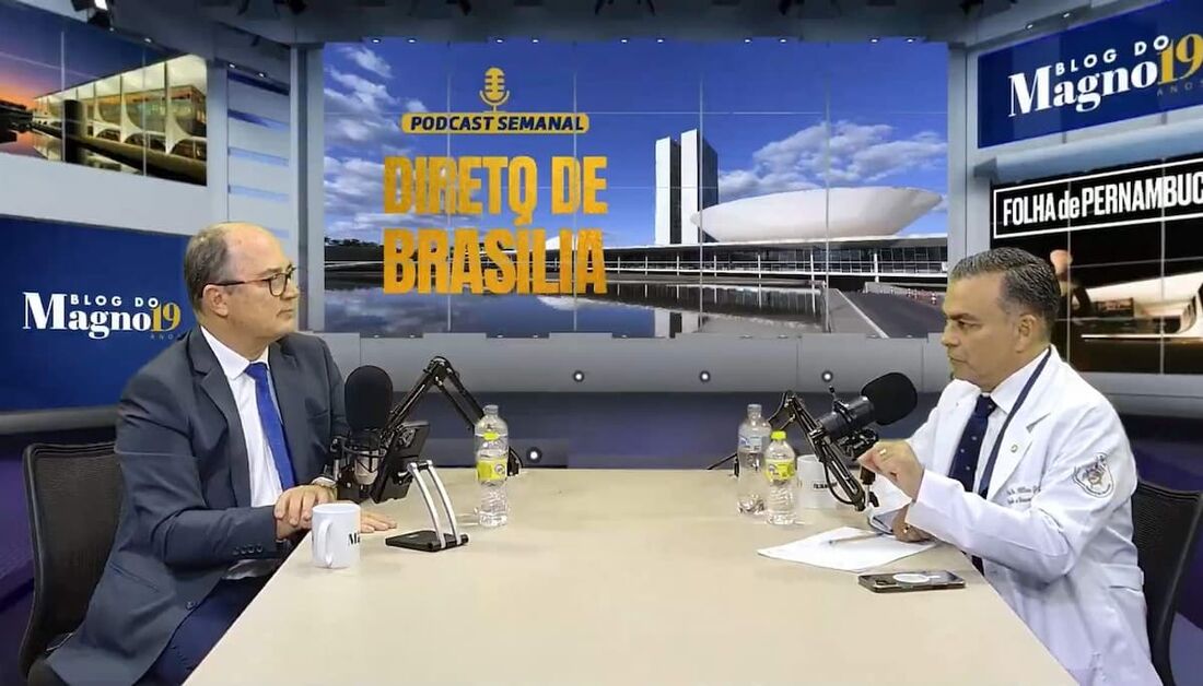 Allan Garcês, autor do PL que cria exame de proficiência médica, diz que  Bolsonaro acabou com Mais Médicos por, entre outras razões, baixa qualidade do serviço