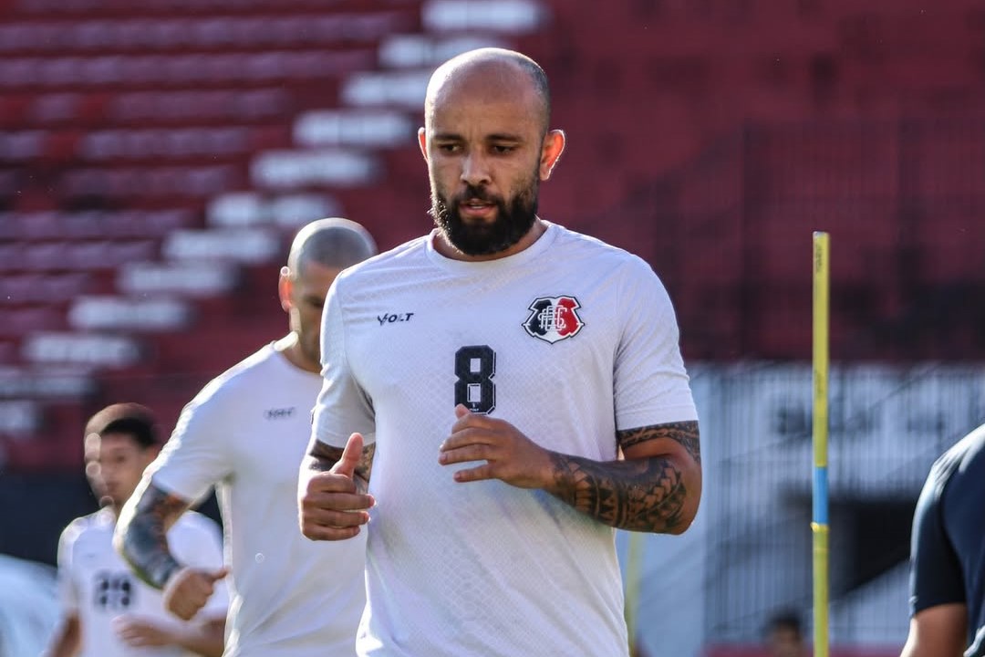 Patrick Allan foi titular no primeiro jogo-treino e surge como possível titular