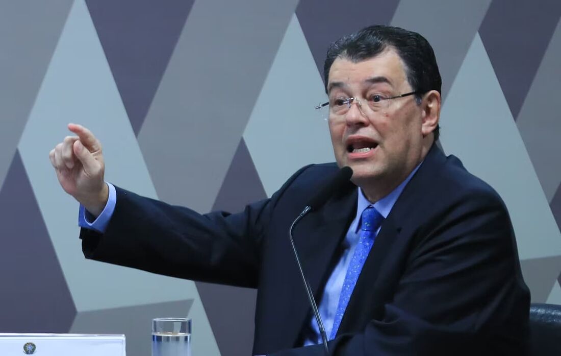 O relator do projeto que tributa bets e fintechs, Eduardo Braga (MDB-AM)