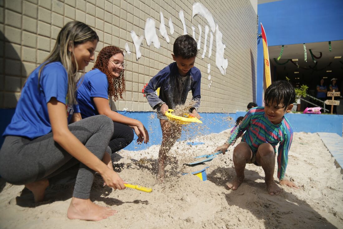 A programação conta com atividades dinâmicas conduzidas por equipes com grande experiência no atendimento ao público autista