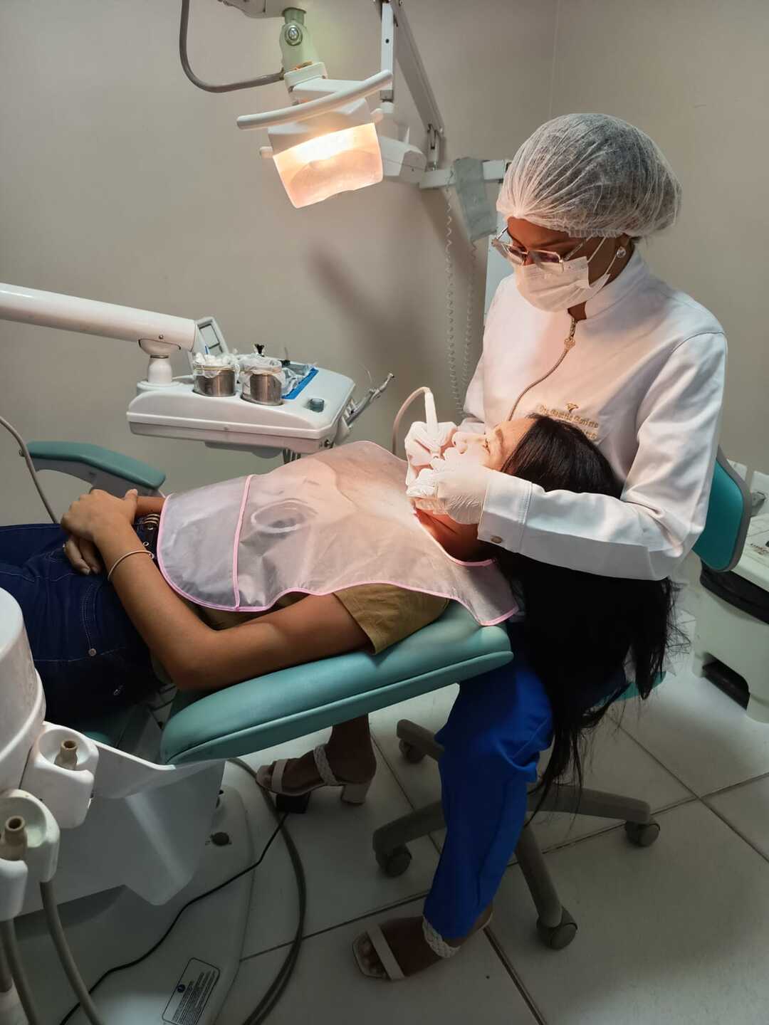 Houve um aumento expressivo de 2.202 consultas comparado ao ano de 2024, que até setembro teve 16.283 atendimentos