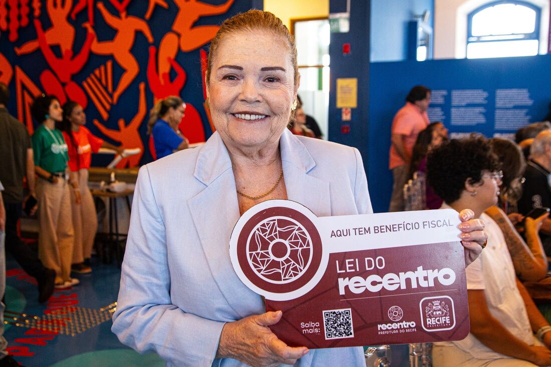 Gabinete do Centro do Recife vai realizar balanço de suas atividades de 2025. Na imagem:Ivone Palácio, representando a Folha de Pernmabuco. 